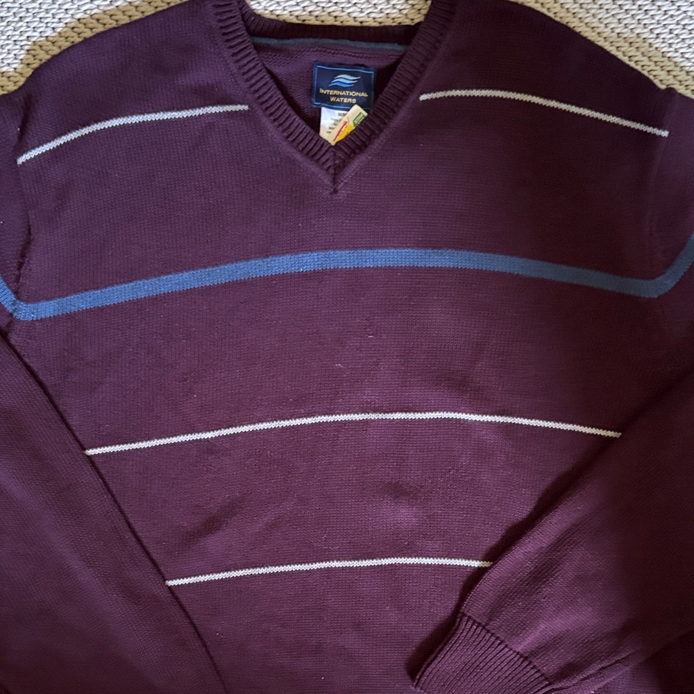 Sweater mens new size M/M cotton International Waters burgundy